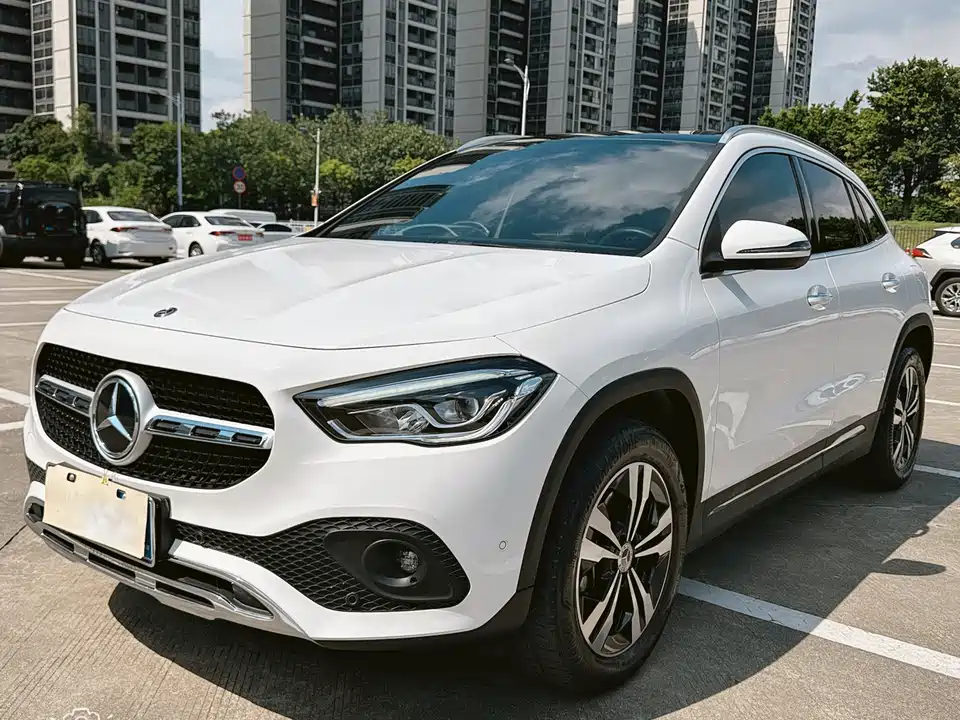 Mercedes-Benz GLA