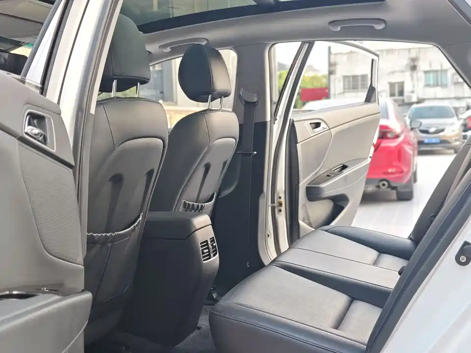 Hyundai Name picture