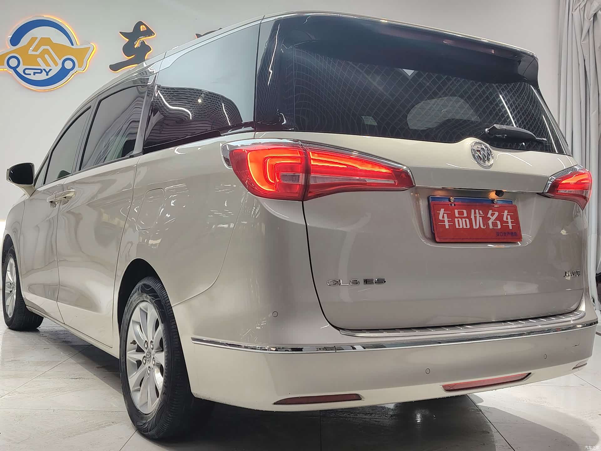 Buick GL8, 2019 3