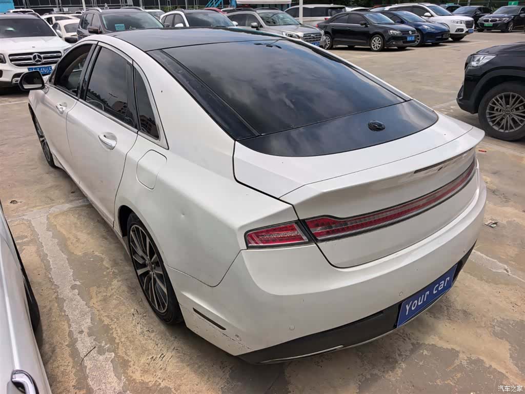 Lincoln MKZ, 2018 4