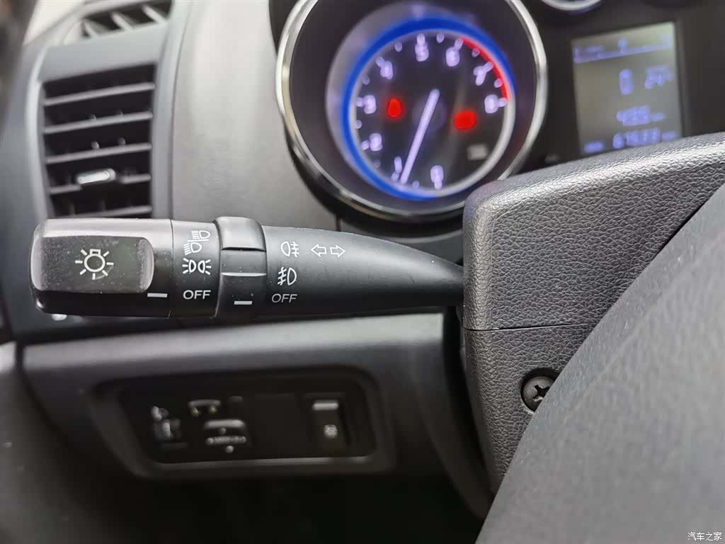 Changan CS35, 2016 21