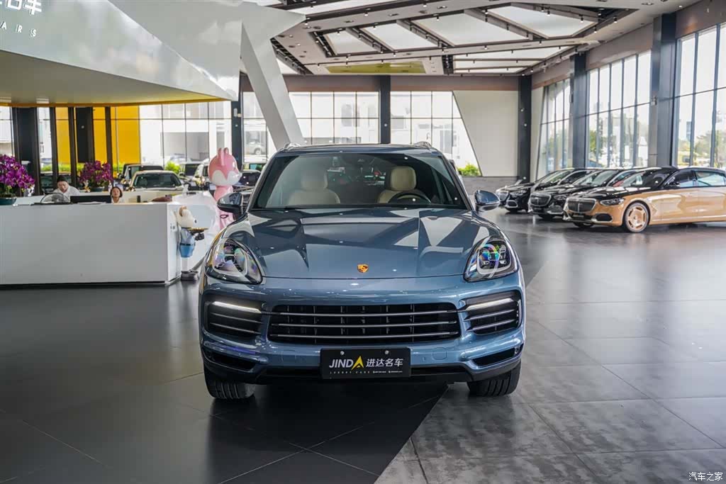 Porsche Cayenne, 2018 все фото