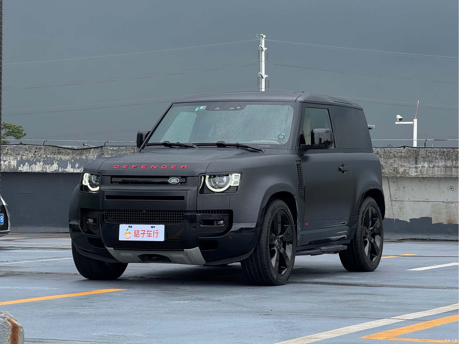 Land Rover Defender, 2024 2