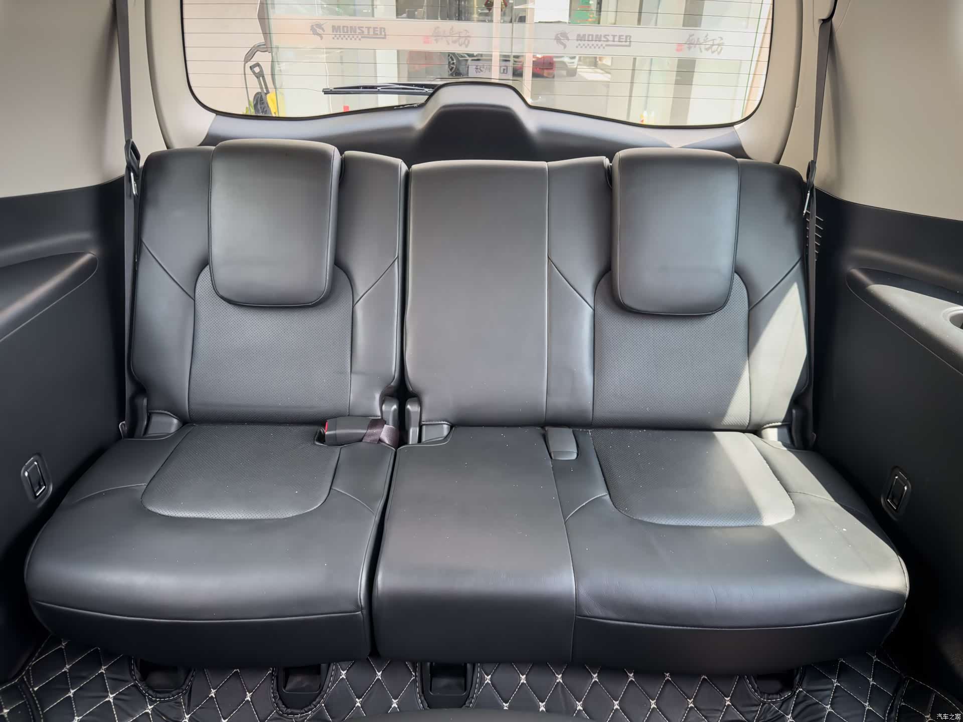 Infiniti QX80, 2017 11