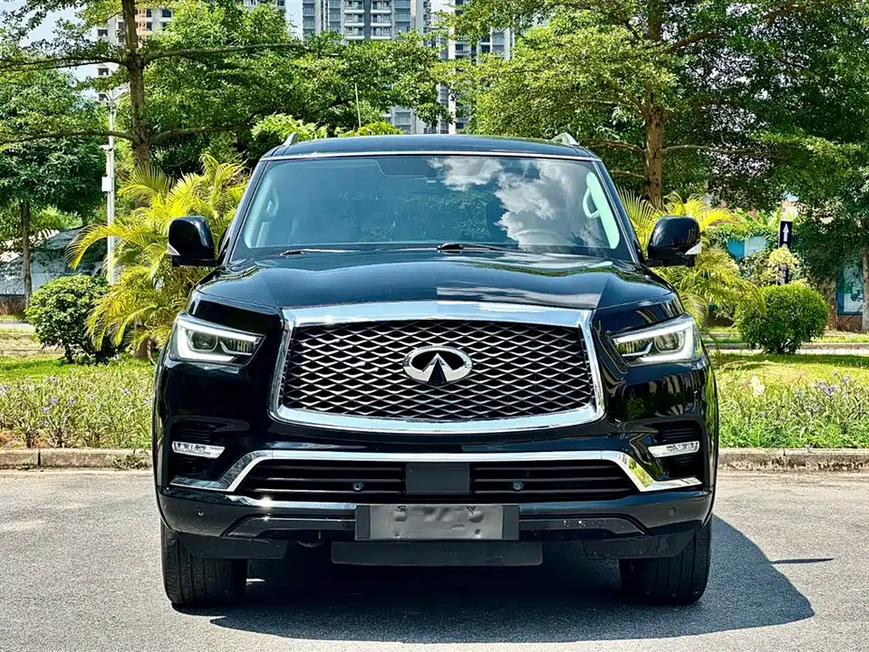Infiniti QX80