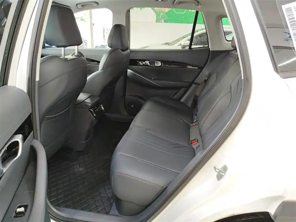 Geely Galaxy Galaxy E5