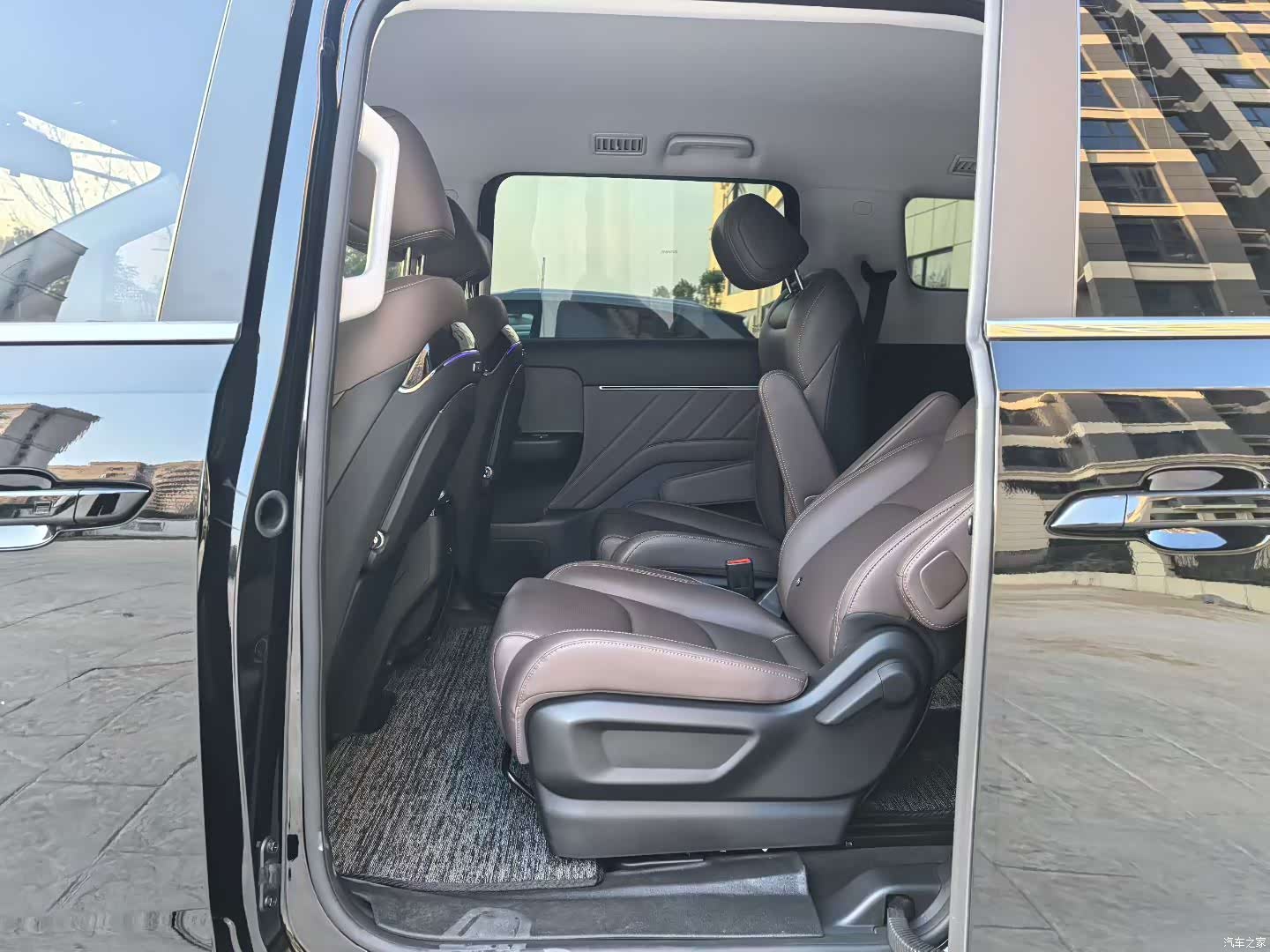 Wuling 730, 2026 все фото