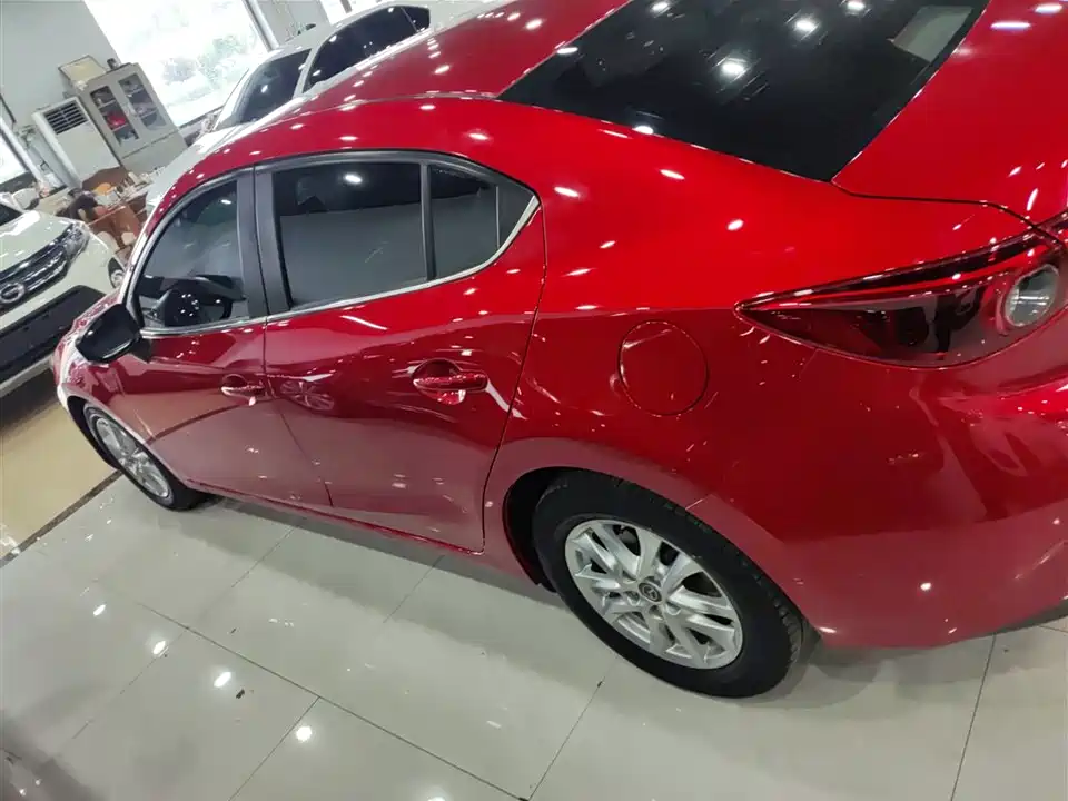 Mazda 3 Angkesaila