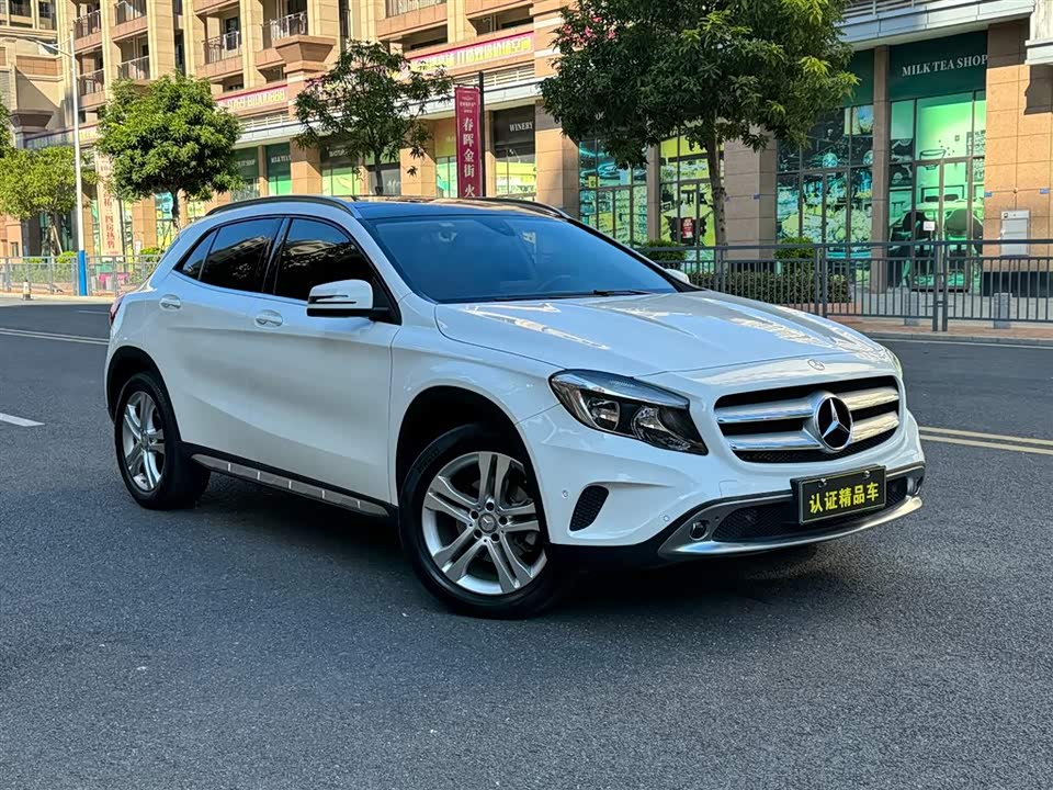 Mercedes-Benz GLA