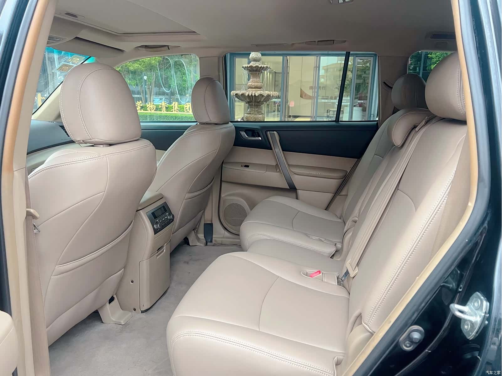 Toyota Highlander, 2010 8