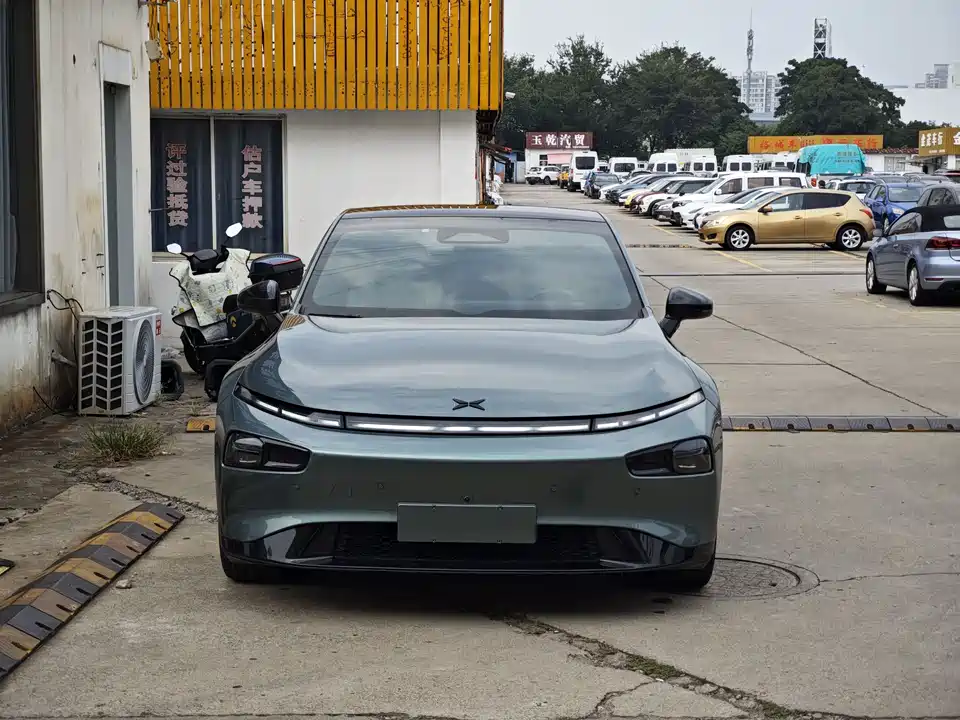 XPENG P7