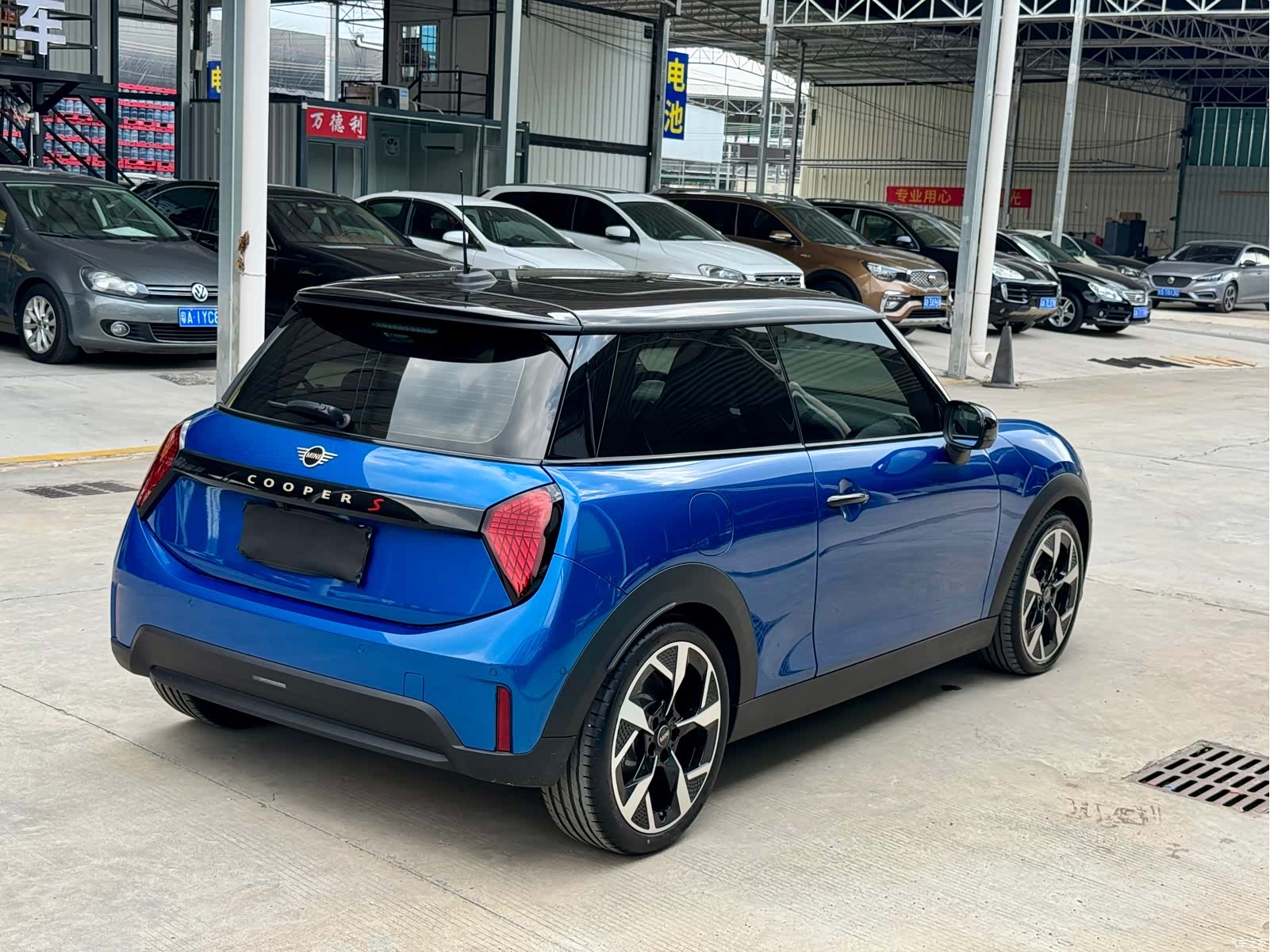 Mini Cooper, 2025 6