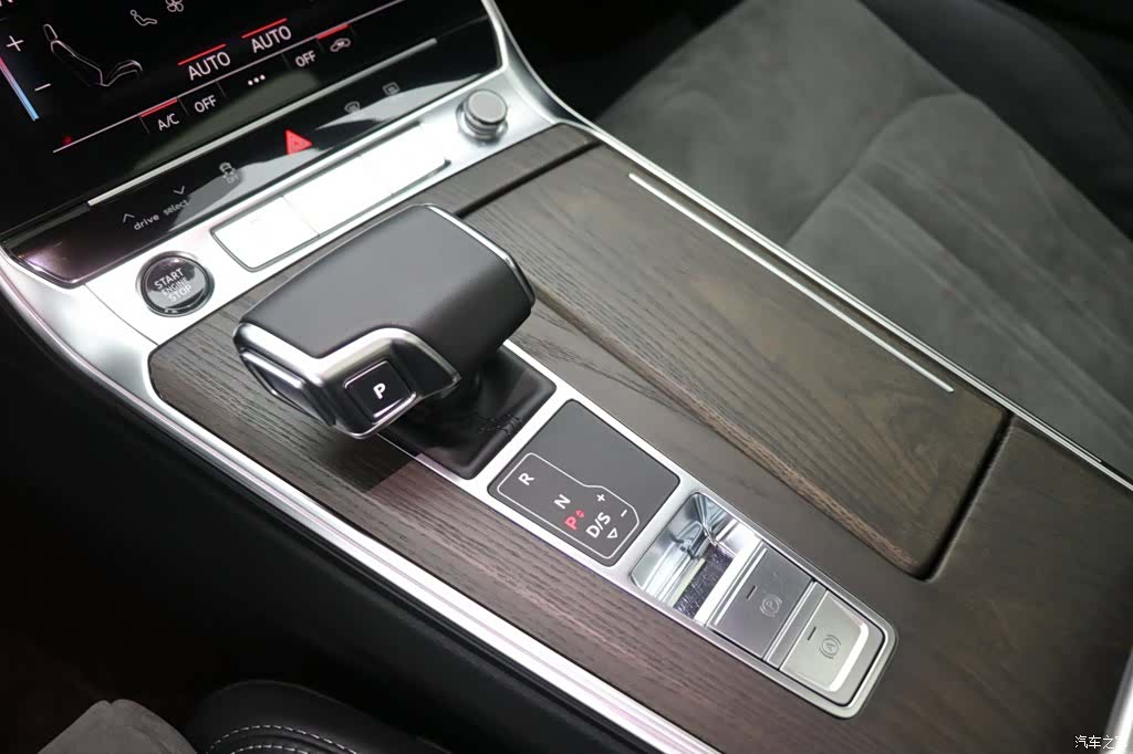 Audi A6L, 2023 32
