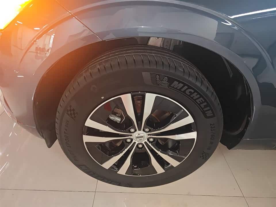 Tank Chengdu Car
