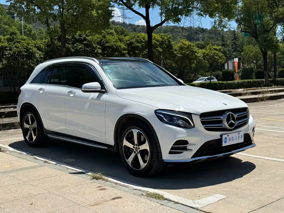 Mercedes-Benz GLC Mercedes-Benz GLC