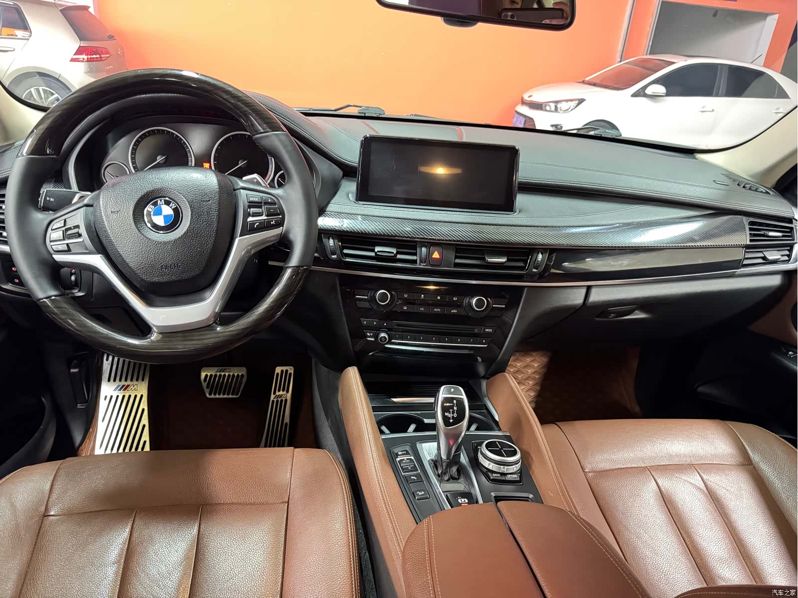 BMW X6, 2019 12