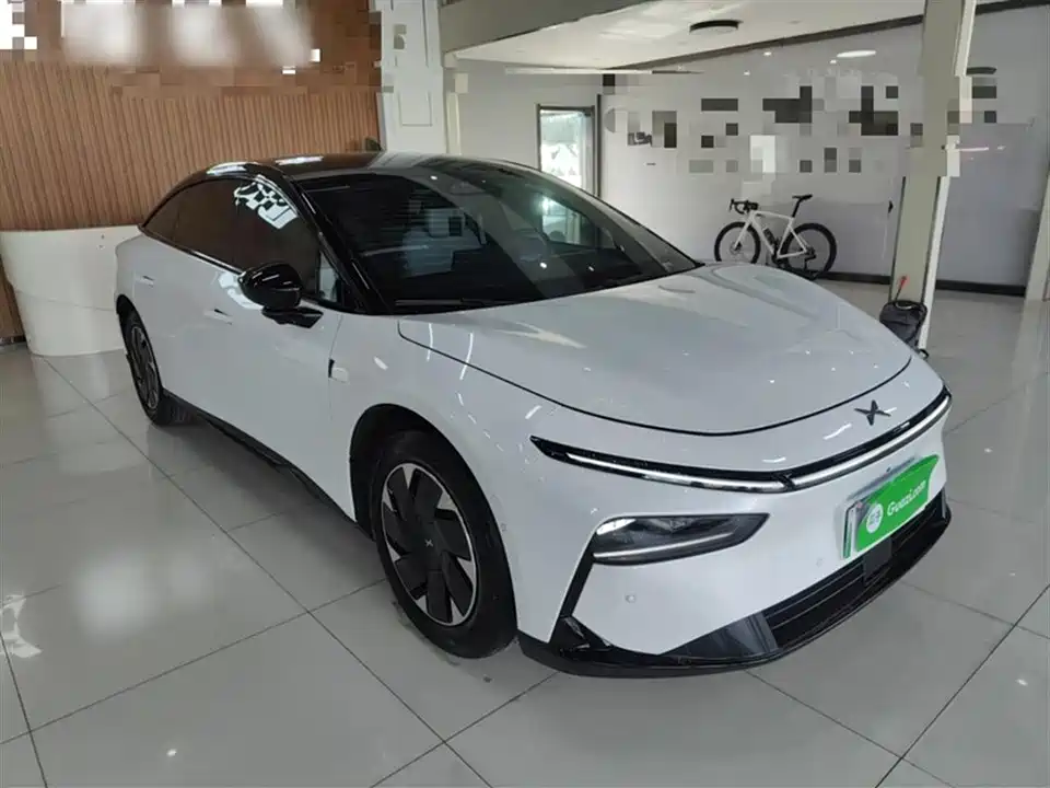 XPENG P7+