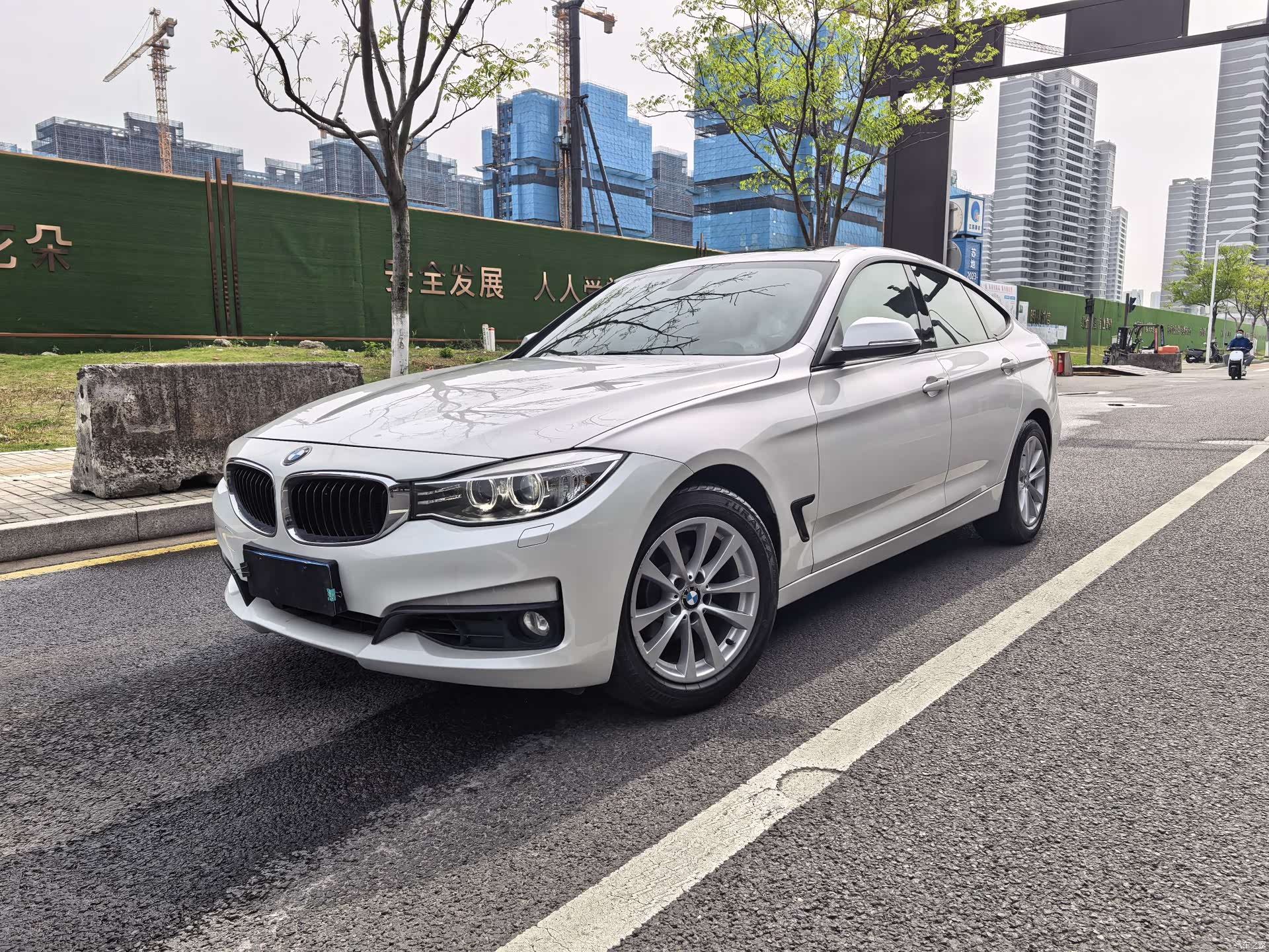 BMW 3 Series, 2015 1