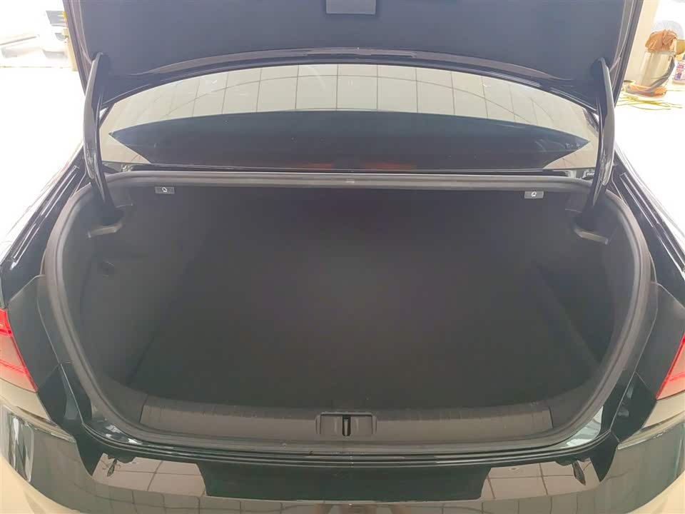 Volkswagen Magotan GTE