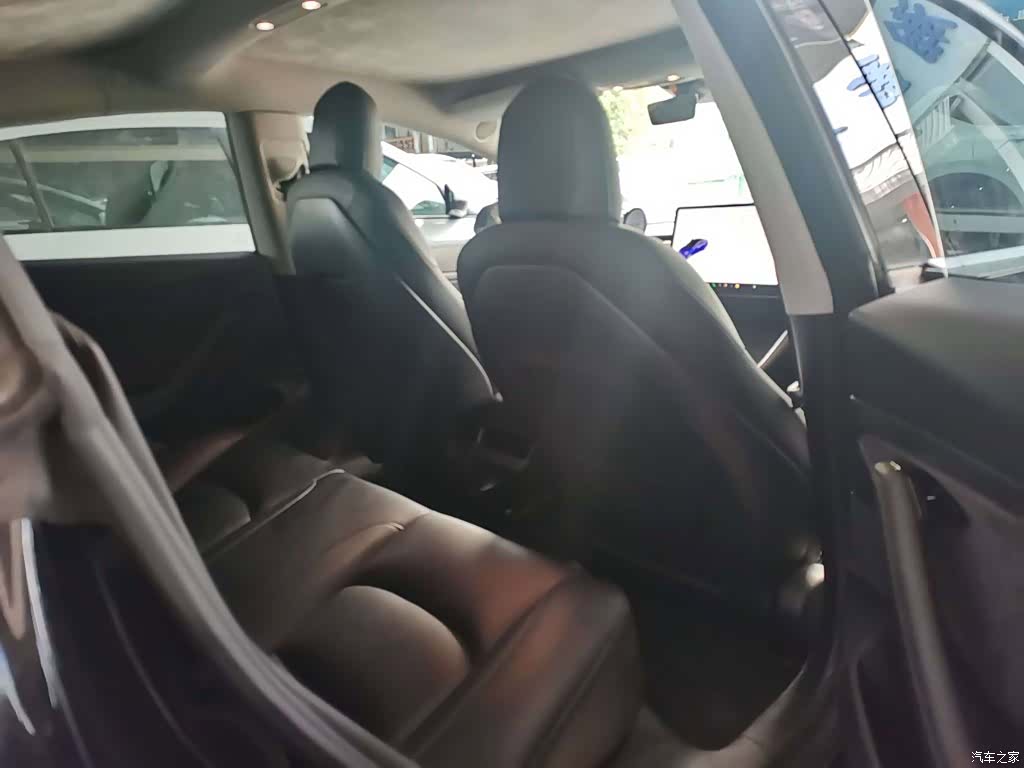 Tesla Model 3, 2020 7