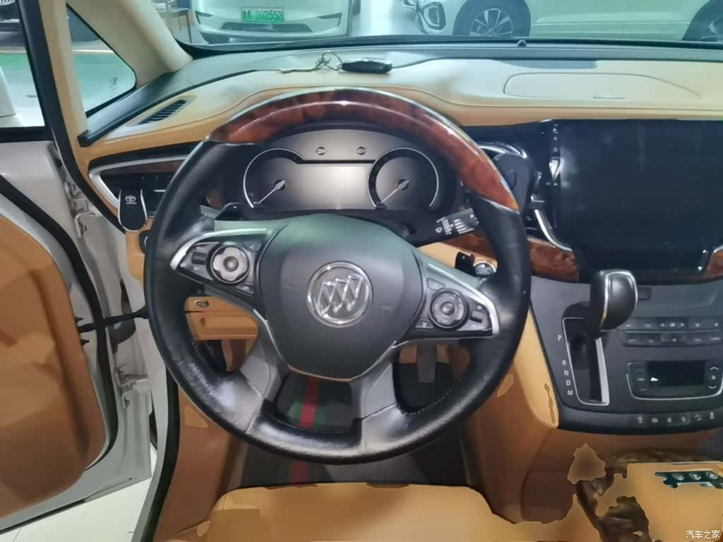 Buick GL8, 2019 11