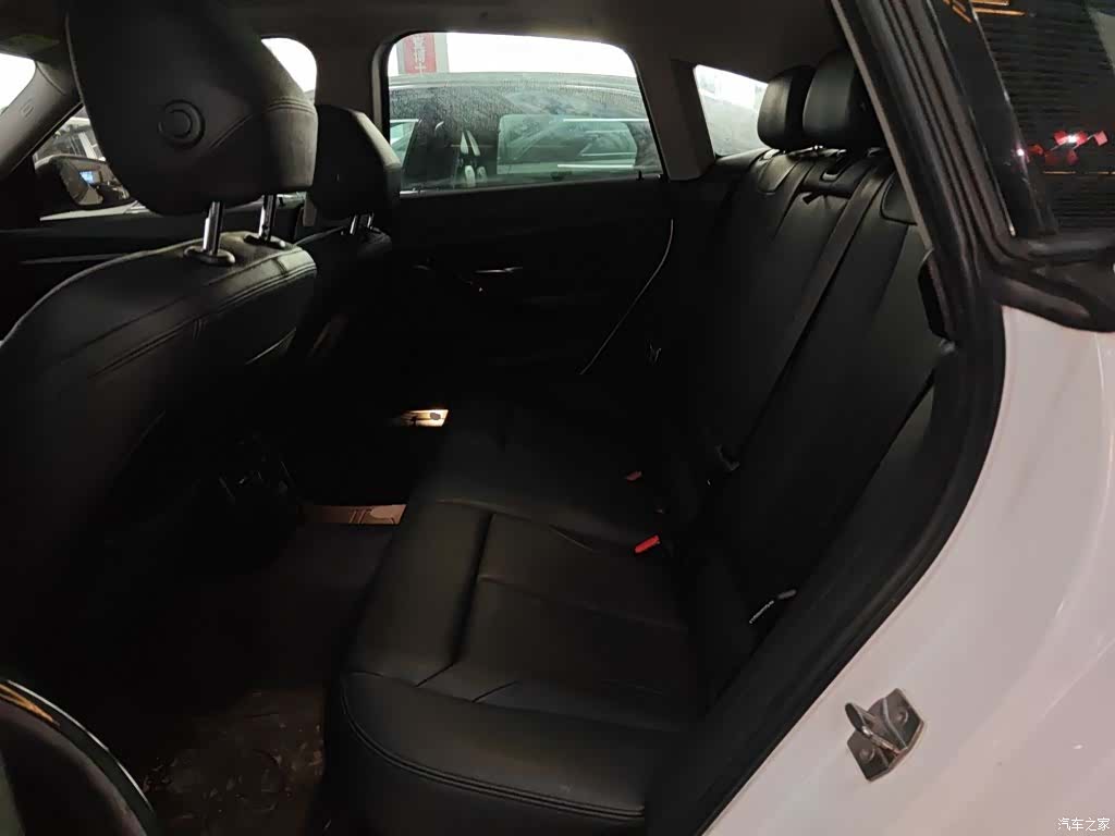 BMW 3 Series, 2018 13