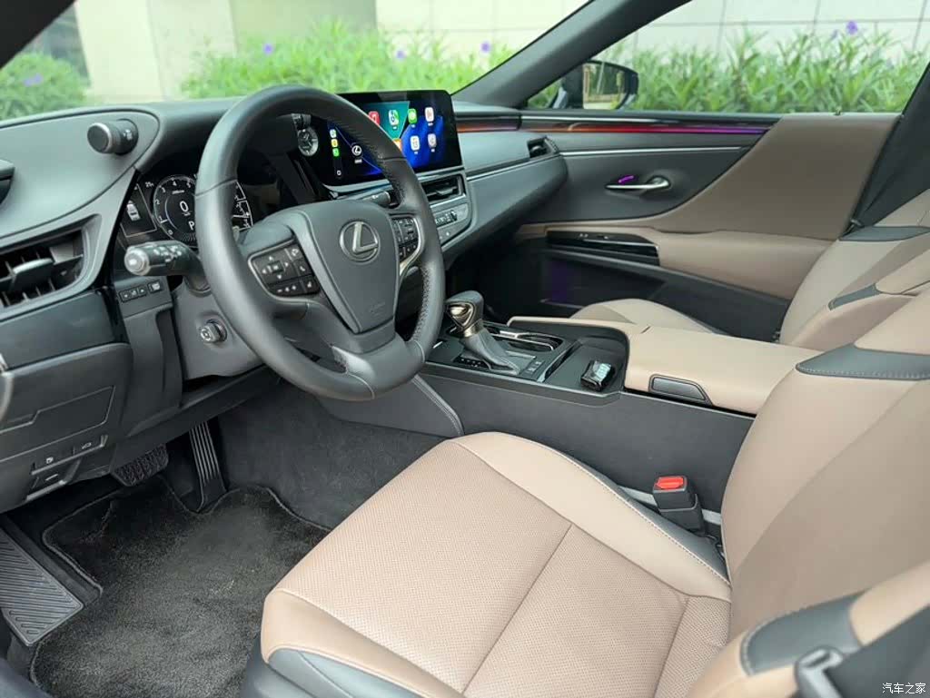 Lexus ES, 2024 7