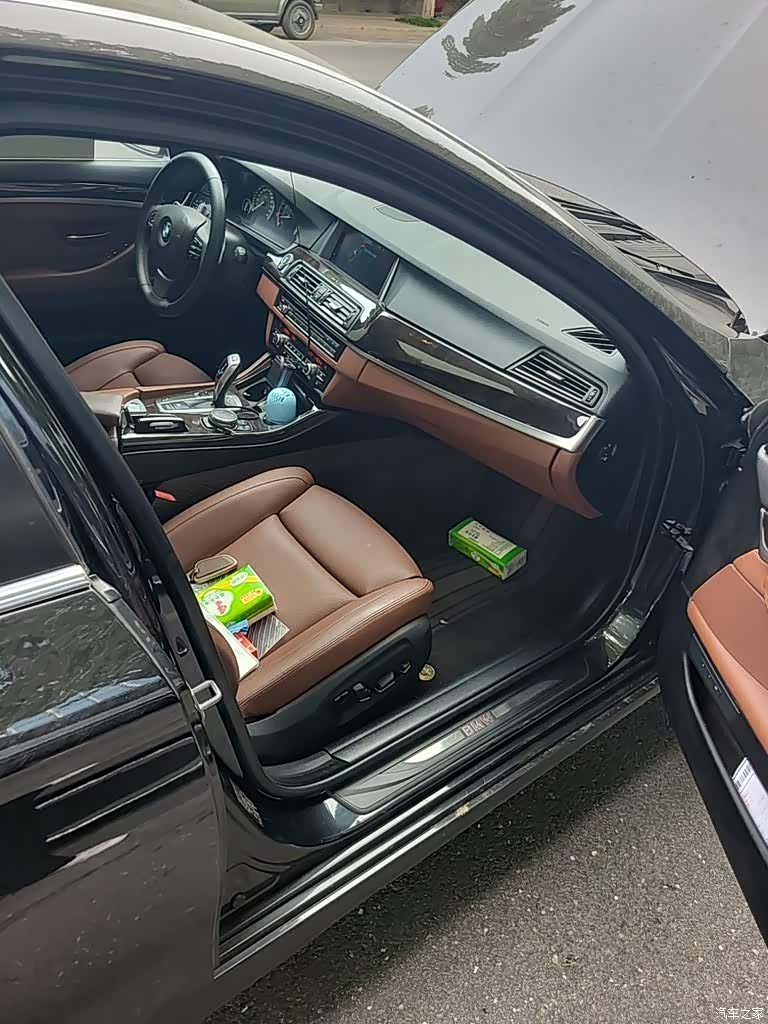 BMW 5 Series, 2015 21