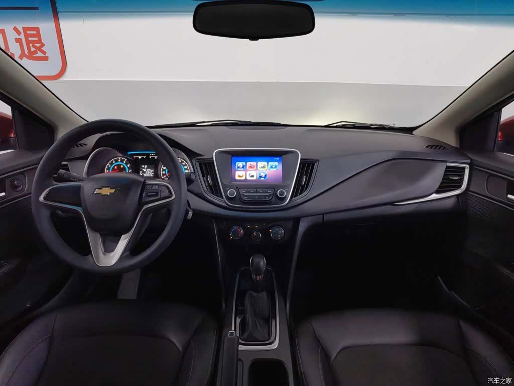 Chevrolet 320, 2018 все фото