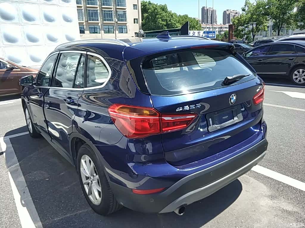 BMW X1, 2016 все фото