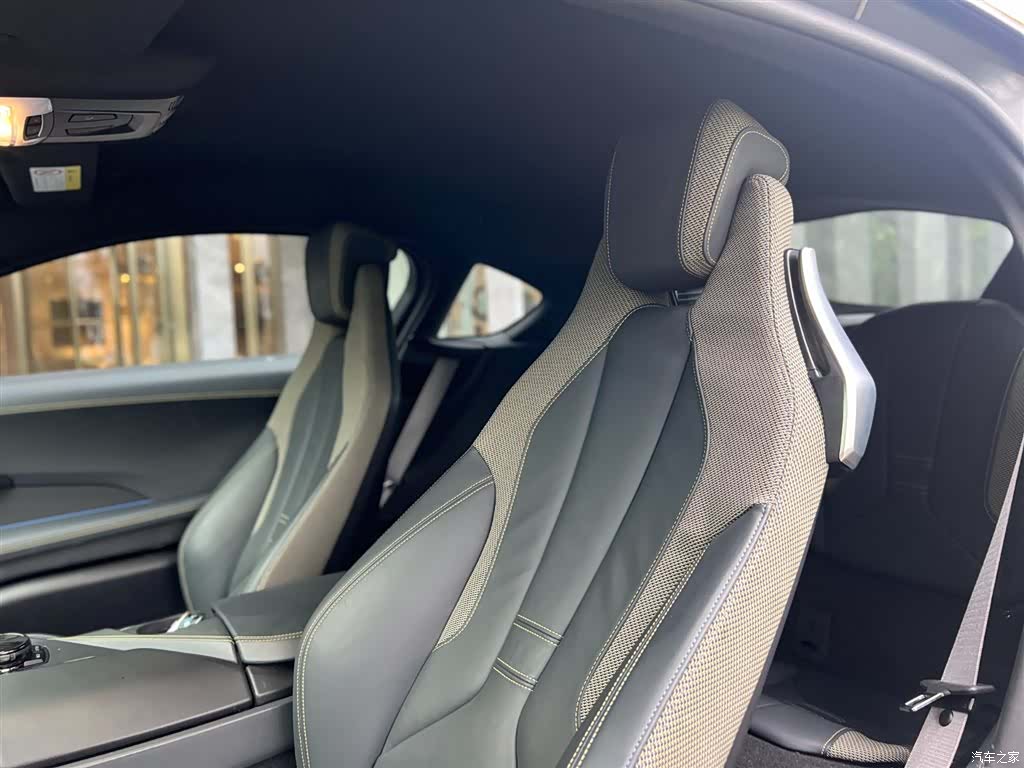 BMW i8, 2019 23