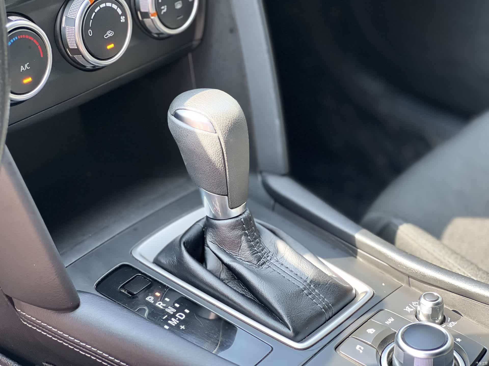 Mazda CX-4, 2020 9