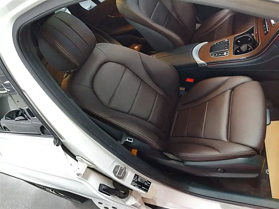 Mercedes-Benz GLC Mercedes-Benz GLC