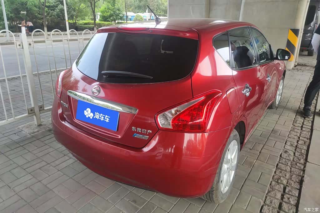 Nissan Tiida, 2012 3