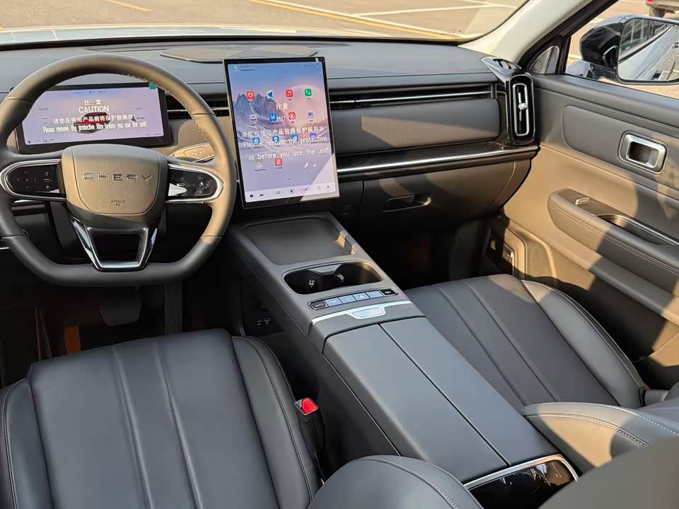 Chery Explore 06 C-DM