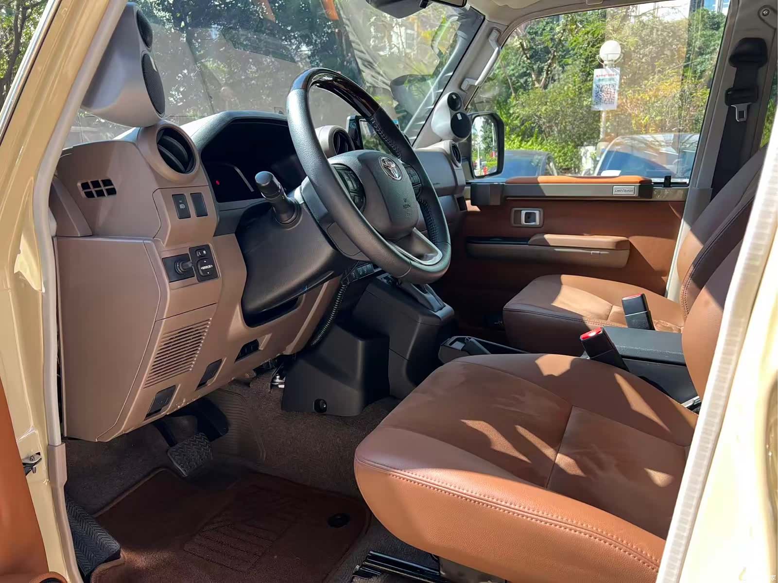 Toyota Land Cruiser, 2025 4