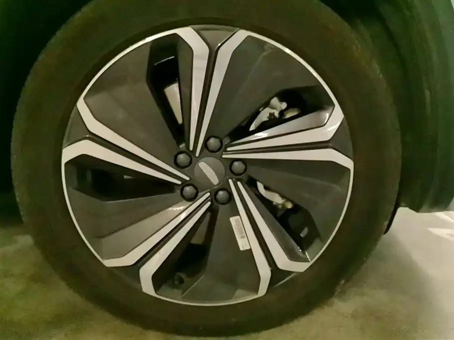 Geely Monjaro plug-in-hybrid