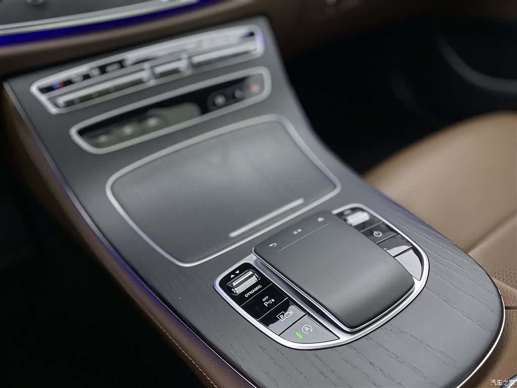 Mercedes-Benz E-Class, 2020 20