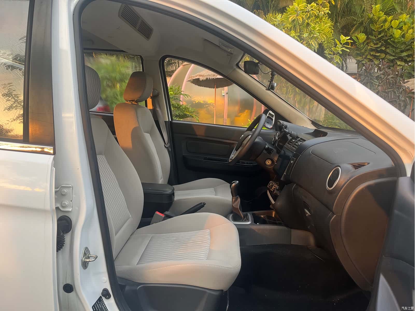 BAIC H2, 2016 22