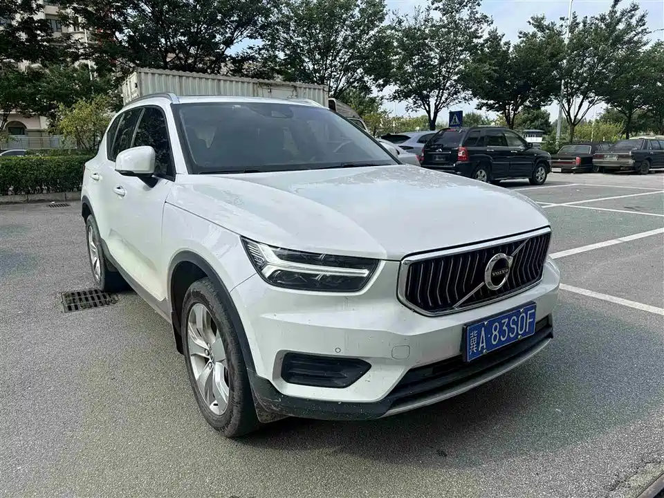 Volvo XC40