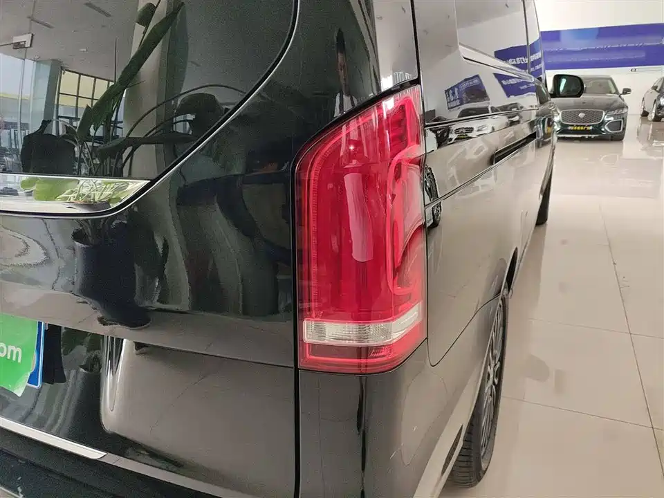 Mercedes-Benz V-class Mercedes-Benz V-class