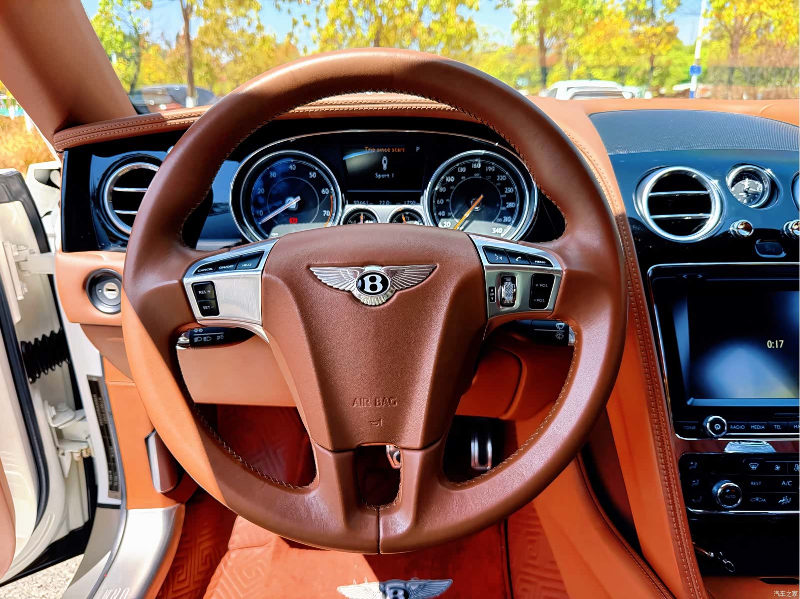 Bentley Flying Spur, 2020 35