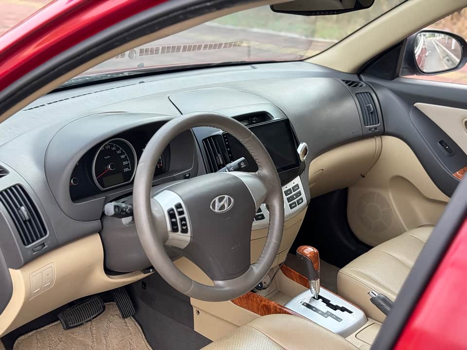 Hyundai Yuedong