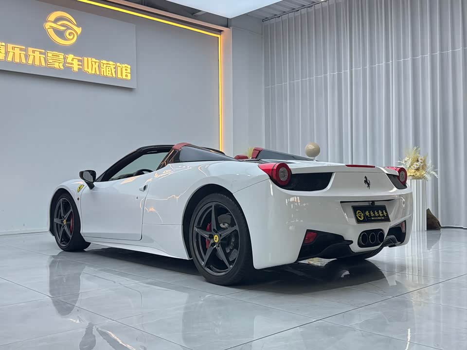 Ferrari 458