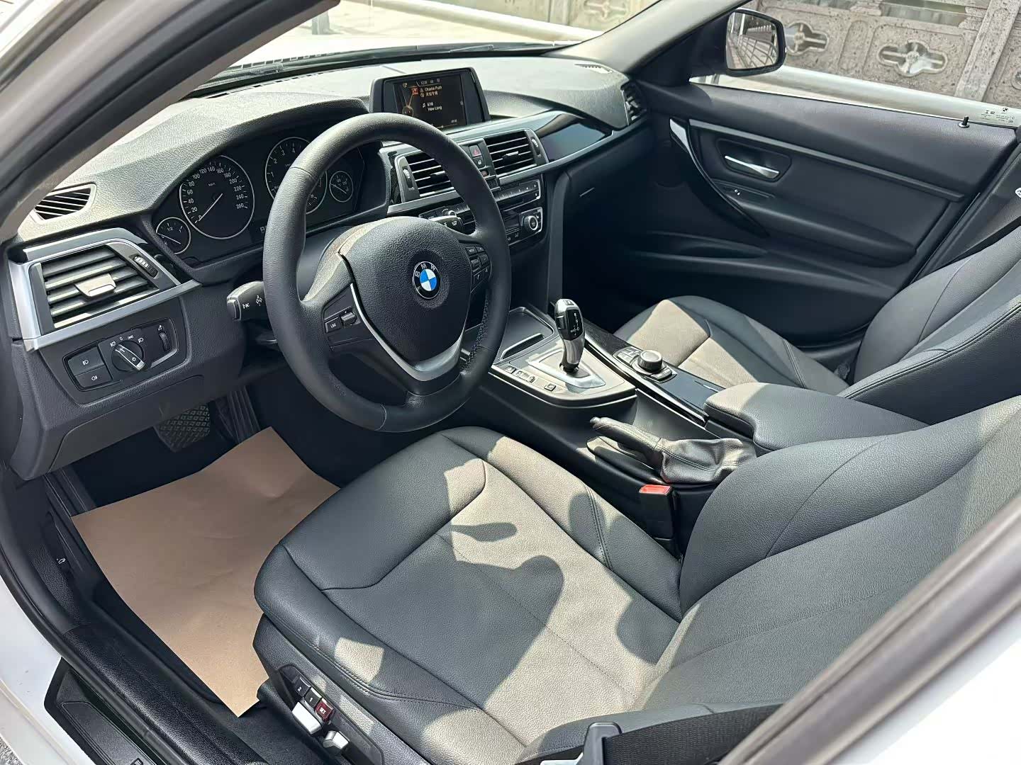 BMW 3 Series, 2017 3