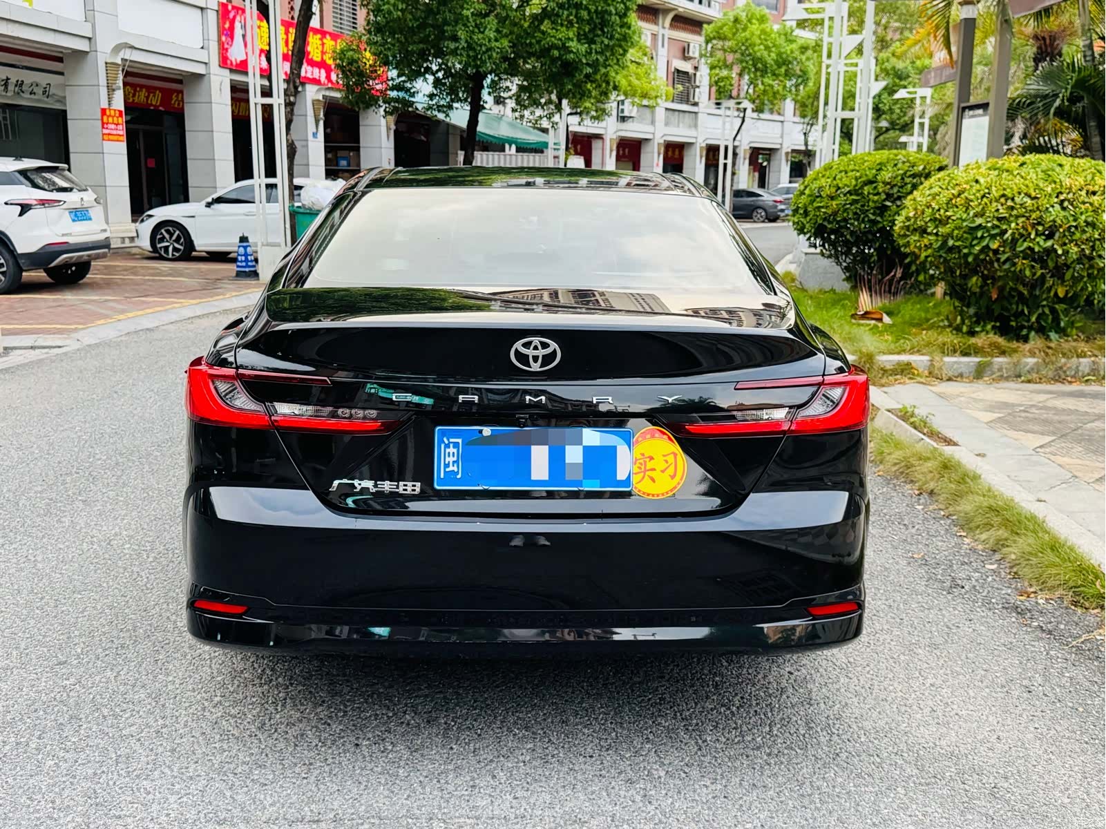 Toyota Camry, 2025 все фото