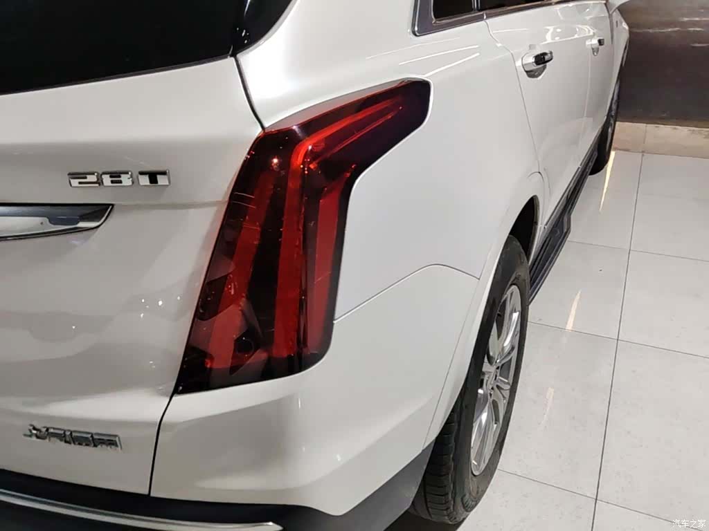 Cadillac XT5, 2020 8