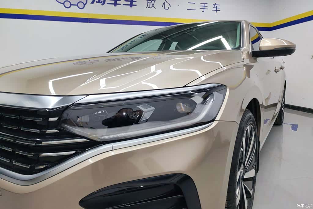 Volkswagen Passat, 2023 все фото