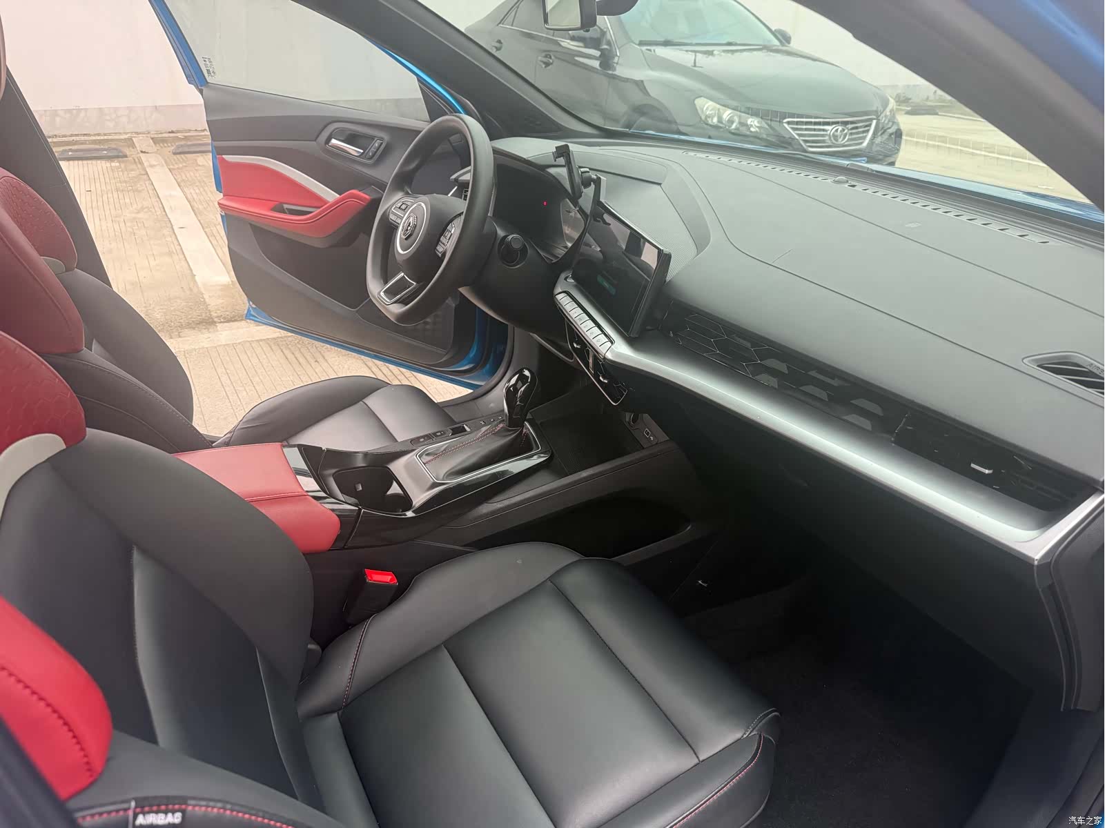 MG MG5, 2021 все фото