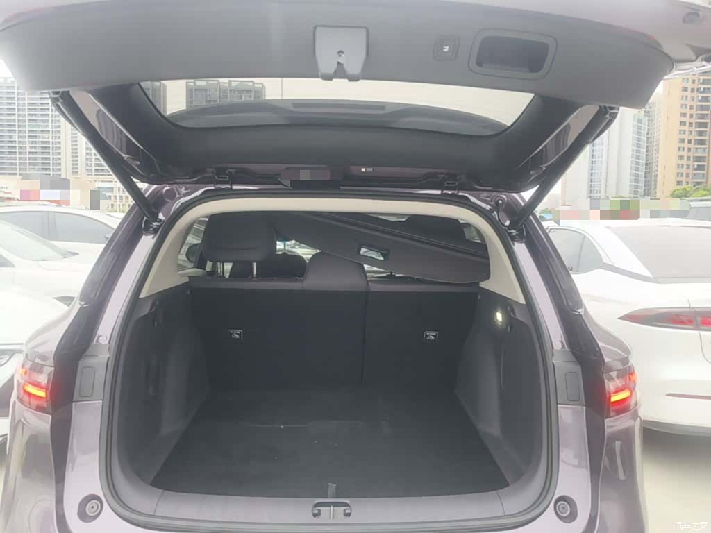 Leapmotor B10, 2025 19